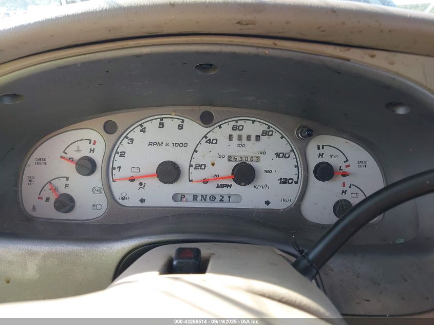 2003 Ford Explorer Sport Trac Xls/Xlt VIN: 1FMZU67E13UA32299 Lot: 43268514