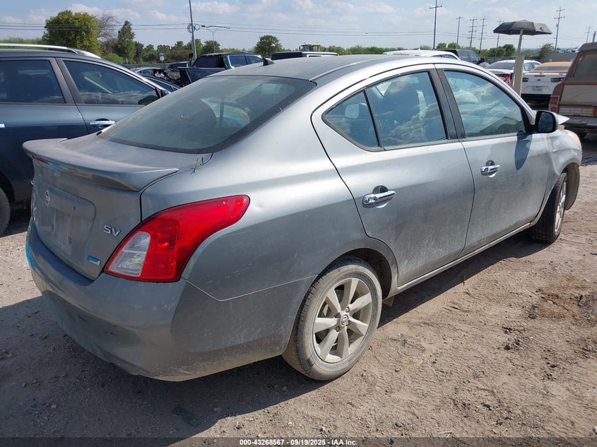 2014 NISSAN VERSA 1.6 SV - 3N1CN7AP1EL848078