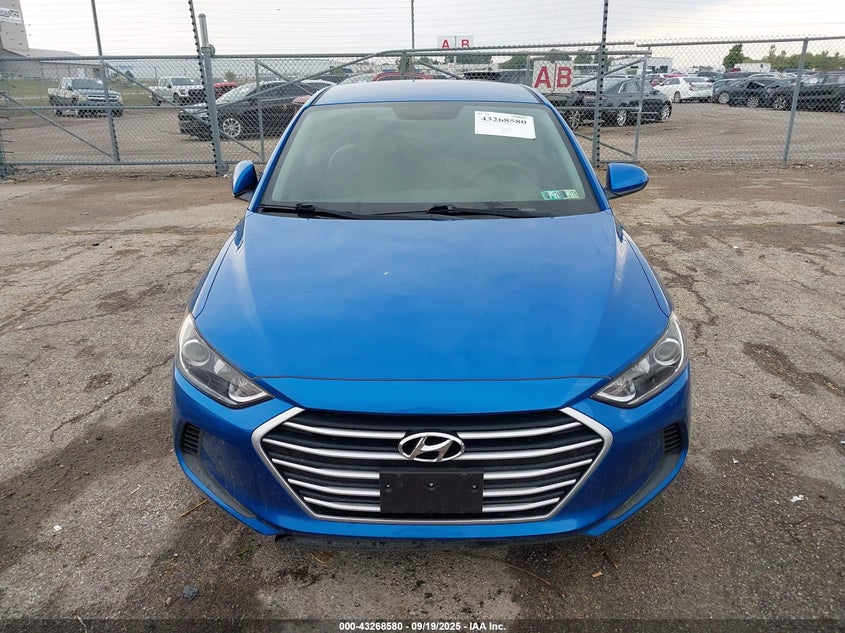 2018 HYUNDAI ELANTRA SE 5NPD74LF2JH312586
