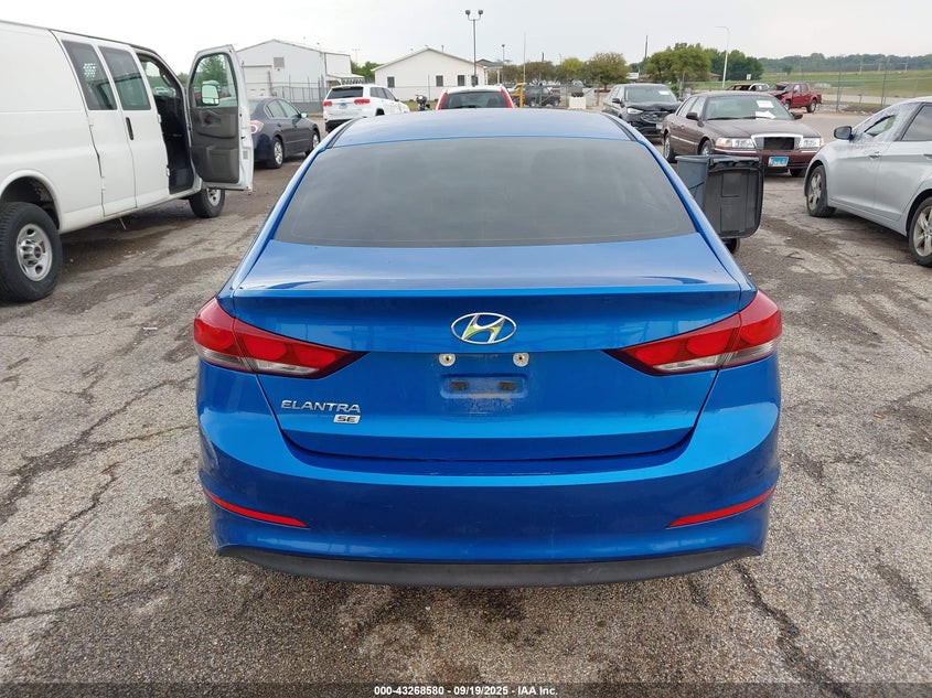 2018 HYUNDAI ELANTRA SE 5NPD74LF2JH312586