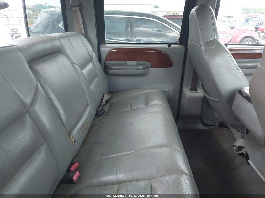 2001 Ford F-250 Lariat/Xl/Xlt VIN: 1FTNW21F31EC70637 Lot: 43268672