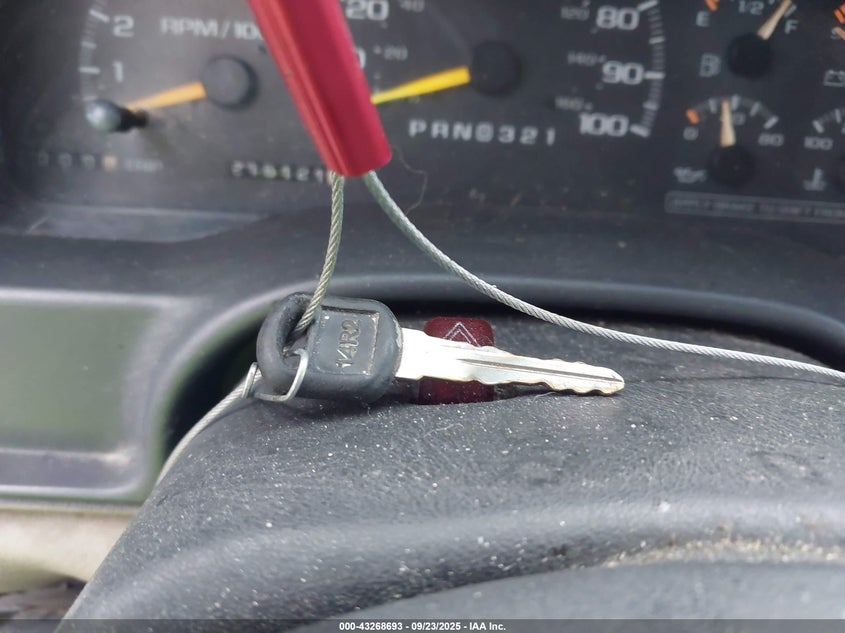 1998 Chevrolet Tahoe Ls VIN: 1GNEK13R2WJ368898 Lot: 43268693