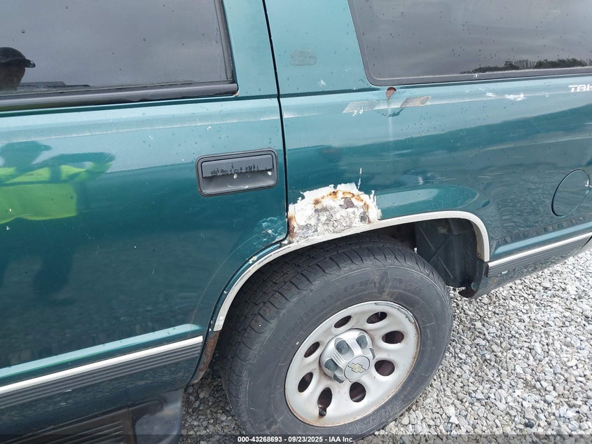 1998 Chevrolet Tahoe Ls VIN: 1GNEK13R2WJ368898 Lot: 43268693