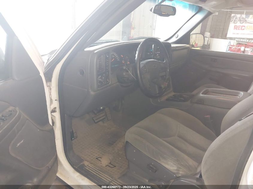 2005 Chevrolet Silverado 1500 Z71 VIN: 2GCEK13T251300646 Lot: 43268773