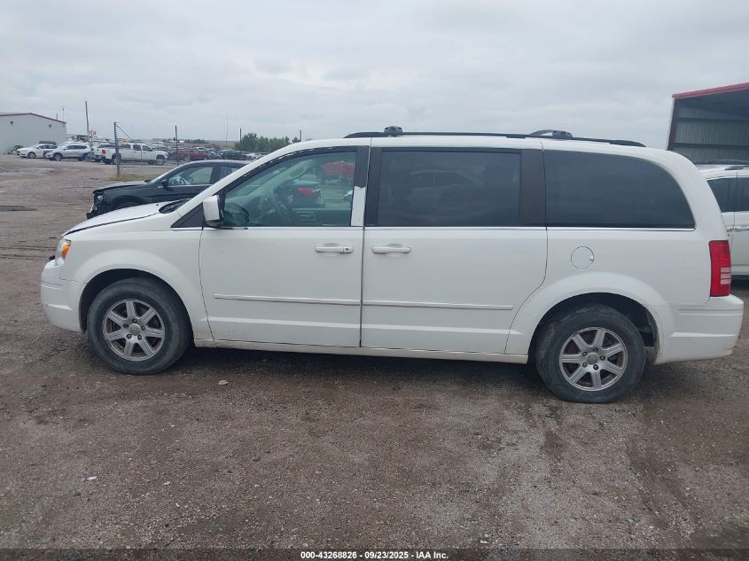 2008 Chrysler Town & Country Touring VIN: 2A8HR54P68R137175 Lot: 43268826