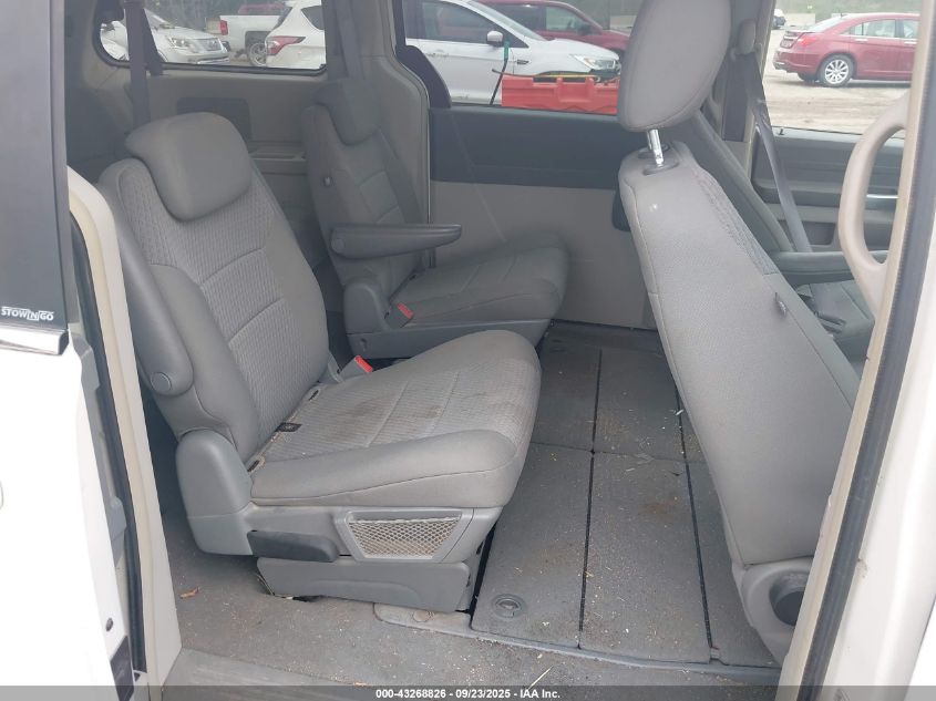 2008 Chrysler Town & Country Touring VIN: 2A8HR54P68R137175 Lot: 43268826