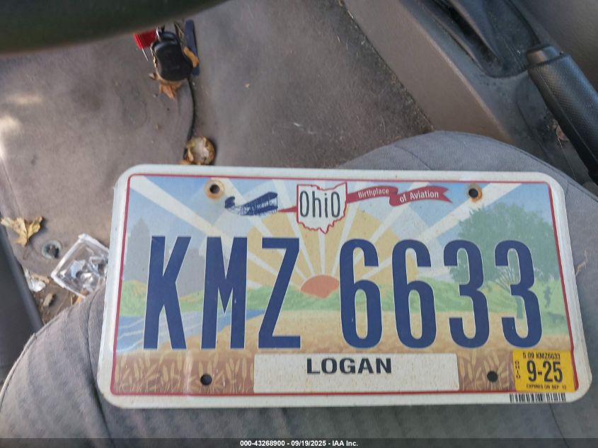 2004 Jeep Liberty Sport VIN: 1J4GL48K74W330279 Lot: 43268900