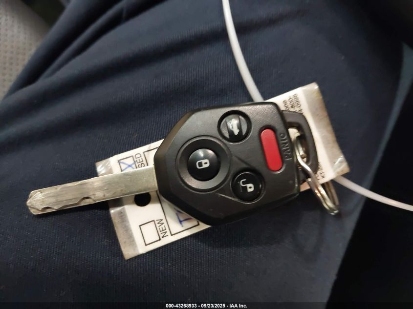 2013 Subaru Outback 2.5I Limited VIN: 4S4BRBKC7D3208006 Lot: 43268933