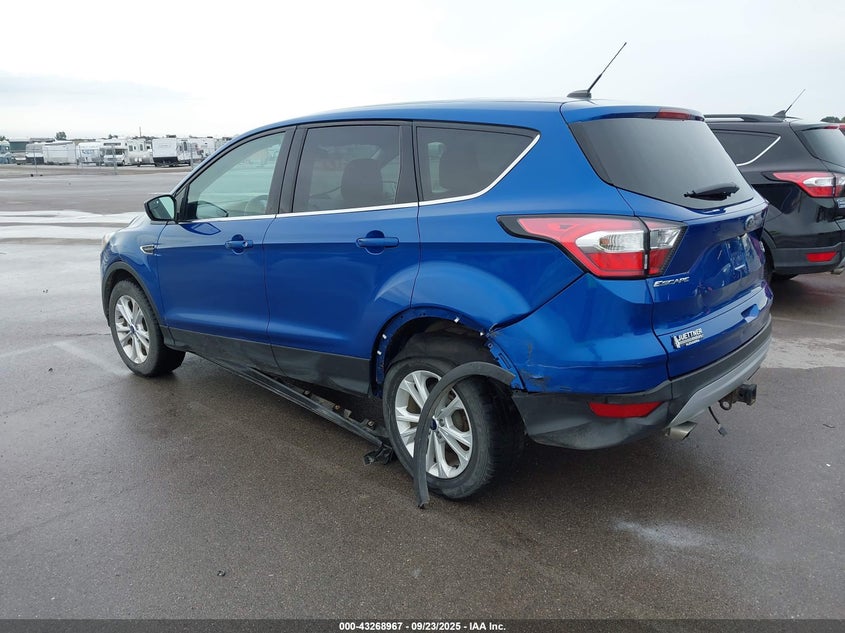 Vin: 1fmcu9g90huf10987, lot: 43763551, ford escape se 20173