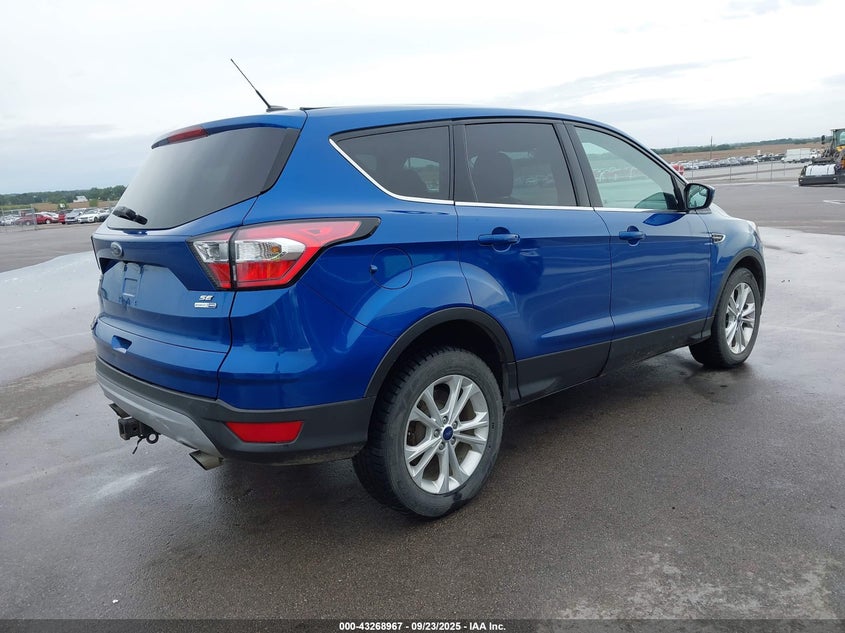 Vin: 1fmcu9g90huf10987, lot: 43763551, ford escape se 20174