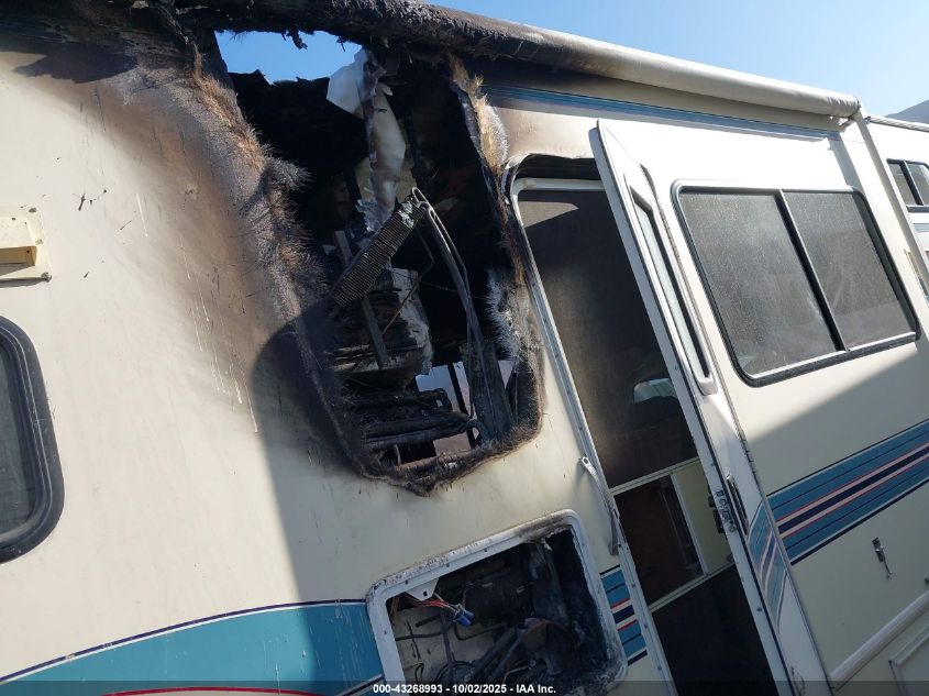 1994 Ford Econoline E350 Cutaway Van VIN: 1FDKE30G8RHC14690 Lot: 43268993