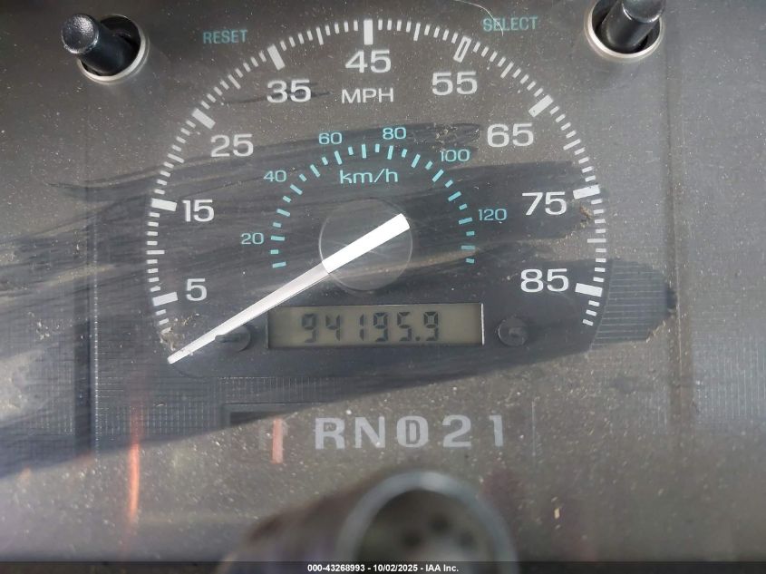 1994 Ford Econoline E350 Cutaway Van VIN: 1FDKE30G8RHC14690 Lot: 43268993