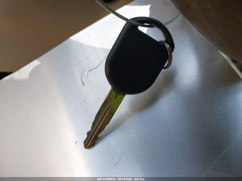 2004 Ford Expedition Eddie Bauer VIN: 1FMFU17L44LB06956 Lot: 43269034