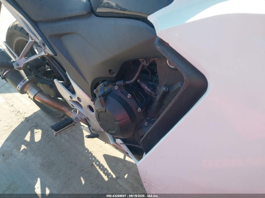 2015 Honda Cbr500 R VIN: MLHPC4464F5200500 Lot: 43269097