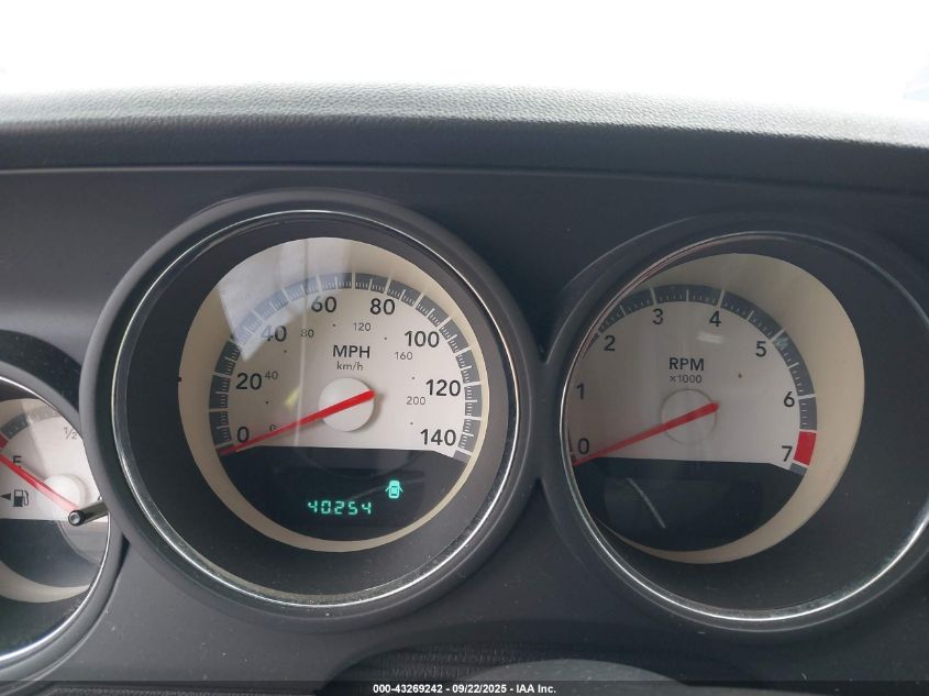 2009 Dodge Challenger Se VIN: 2B3LJ44V19H609826 Lot: 43269242