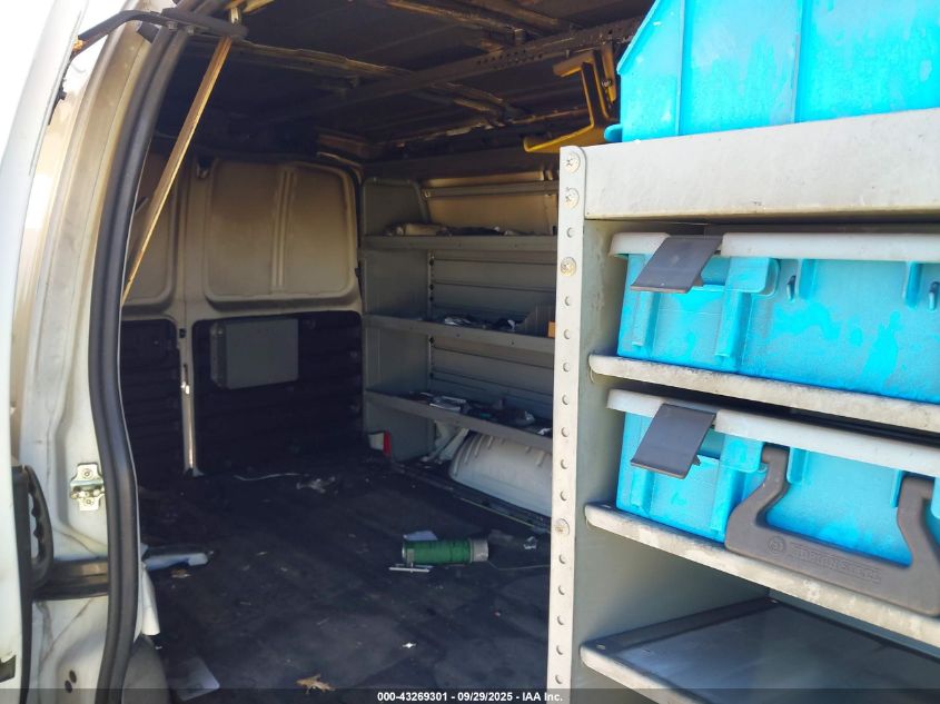 2018 Chevrolet Express 2500 Work Van VIN: 1GCWGAFP0J1312380 Lot: 43269301