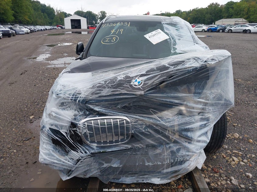 2018 BMW X1 XDRIVE28I - WBXHT3C33J5L30112