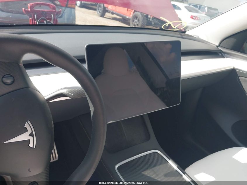 2023 Tesla Model Y Performance Dual Motor All-Wheel Drive VIN: 7SAYGDEF5PF786749 Lot: 43269366