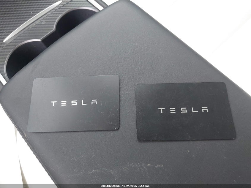 2023 Tesla Model Y Performance Dual Motor All-Wheel Drive VIN: 7SAYGDEF5PF786749 Lot: 43269366