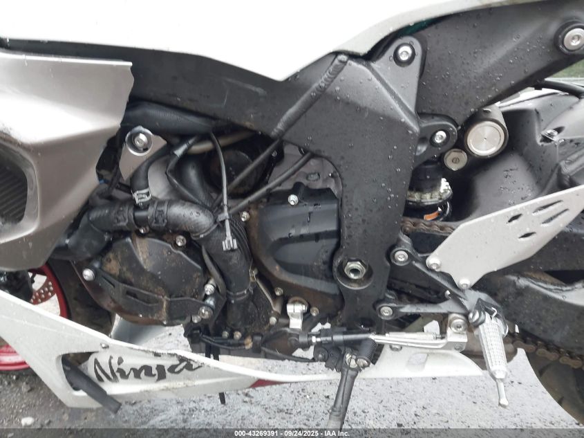 2025 Kawasaki Zx636 K VIN: JKBZXJJ15SA021400 Lot: 43269391