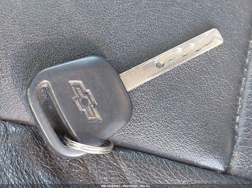 2015 Chevrolet Silverado 1500 2Lt VIN: 1GCVKREC0FZ153196 Lot: 43269463