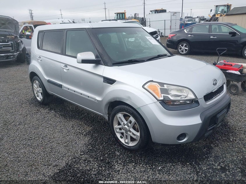 KIA SOUL +