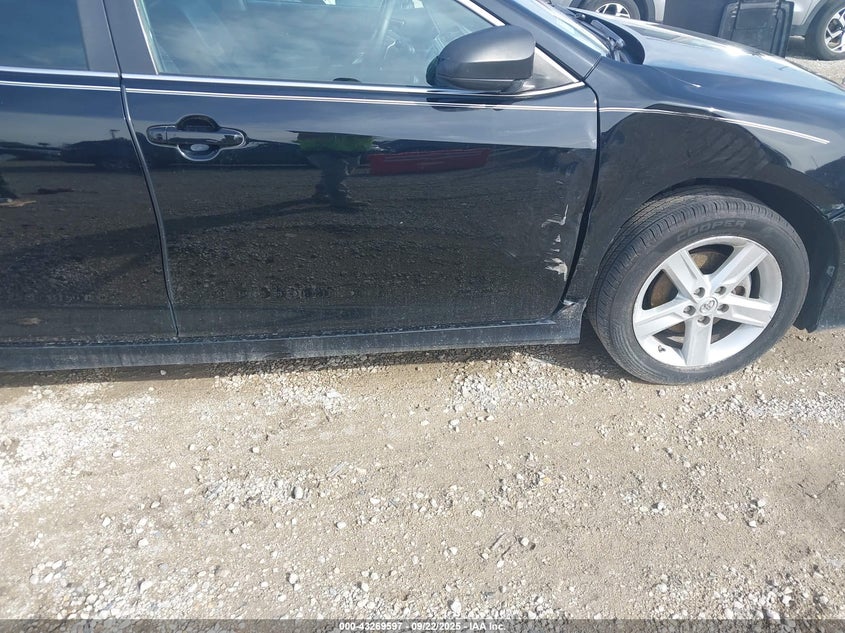 2014 Toyota Camry Se VIN: 4T1BF1FK8EU456118 Lot: 43269597