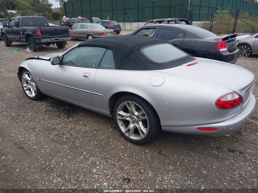 2003 Jaguar Xk8