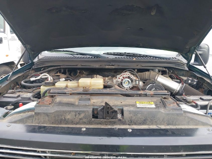 1999 Ford F-450 VIN: 1FDXF47F8XEB74258 Lot: 43269700