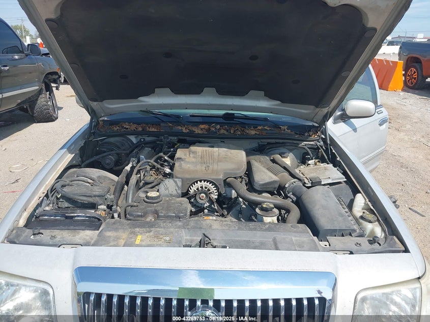 2008 Mercury Grand Marquis Gs VIN: 2MEFM74VX8X613350 Lot: 43269753