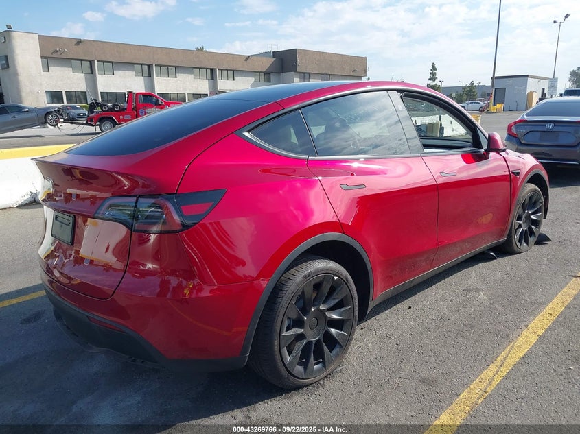 7SAYGDED9SA366867 2025 TESLA MODEL Y photo no. 4