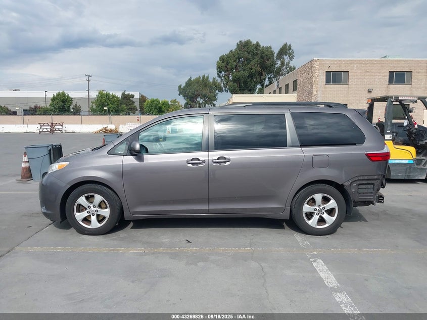 2016 Toyota Sienna Le 8 Passenger VIN: 5TDKK3DC0GS710886 Lot: 43269826