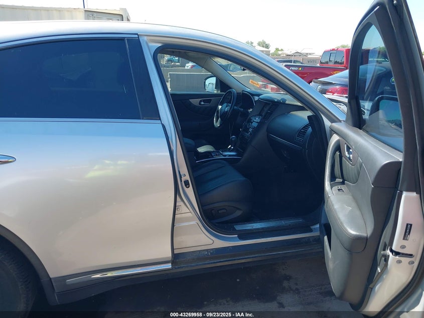 2013 INFINITI FX37 - JN8CS1MU7DM141550