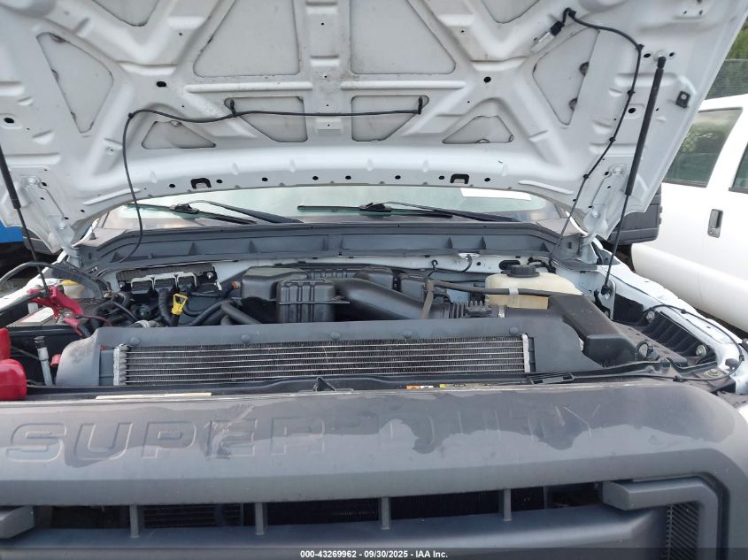 2016 Ford F-350 Chassis Xl VIN: 1FDRF3G67GEC16499 Lot: 43269962