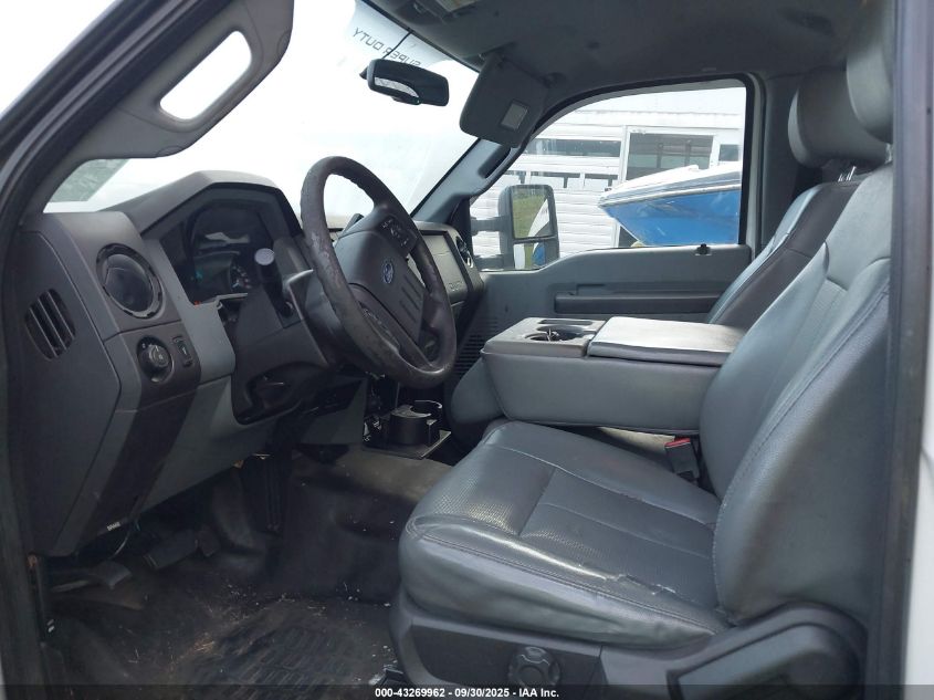 2016 Ford F-350 Chassis Xl VIN: 1FDRF3G67GEC16499 Lot: 43269962