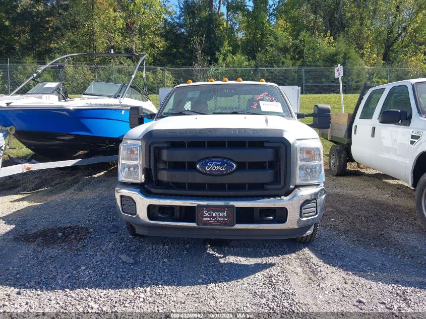 2016 Ford F-350 Chassis Xl VIN: 1FDRF3G67GEC16499 Lot: 43269962