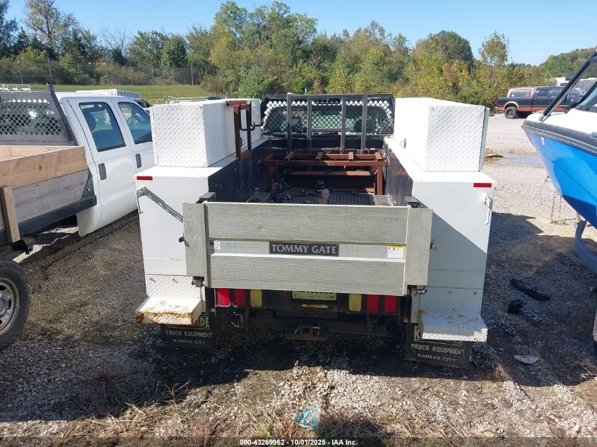 2016 Ford F-350 Chassis Xl VIN: 1FDRF3G67GEC16499 Lot: 43269962