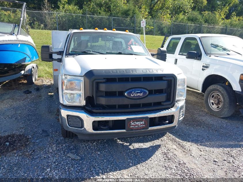 2016 Ford F-350 Chassis Xl VIN: 1FDRF3G67GEC16499 Lot: 43269962