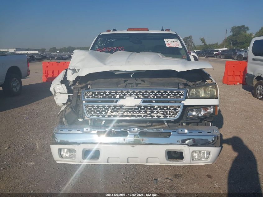 2005 Chevrolet Silverado 3500 Lt VIN: 1GCJK33275F899800 Lot: 43269996