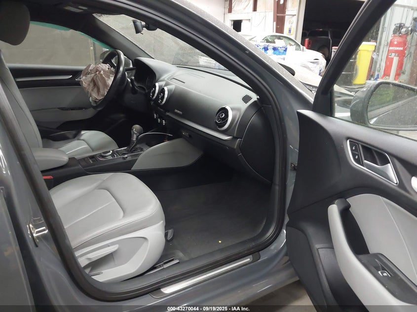 2017 AUDI A3 2.0T PREMIUM - WAUB8GFF0H1031757