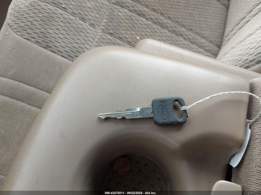 1998 Ford F-150 Lariat/Standard/Xl/Xlt VIN: 1FTRX18L0WKC22686 Lot: 43270211