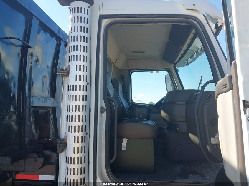 2012 Volvo Vhd VIN: 4V5KC9EG4CN560119 Lot: 43270452