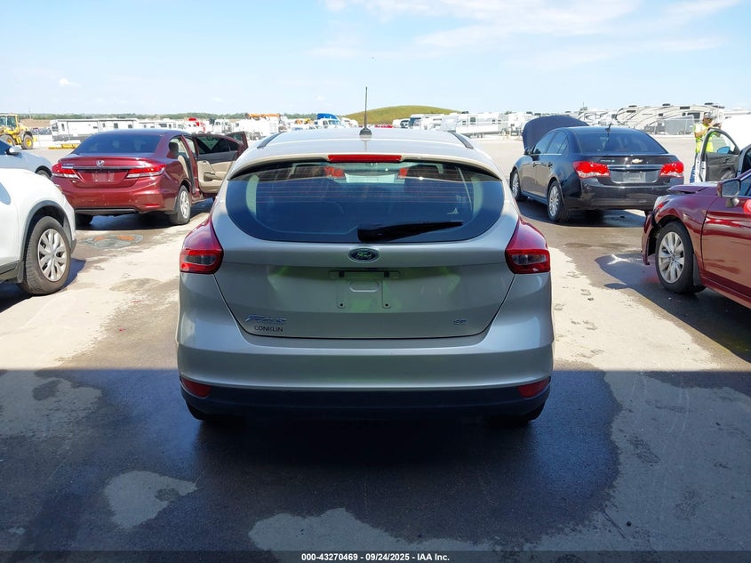 2018 FORD FOCUS SE - 1FADP3K23JL246575