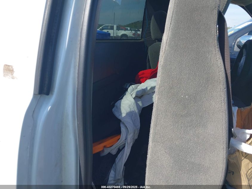 2005 Chevrolet Silverado 1500 VIN: 1GCEC14X95Z281499 Lot: 43270488