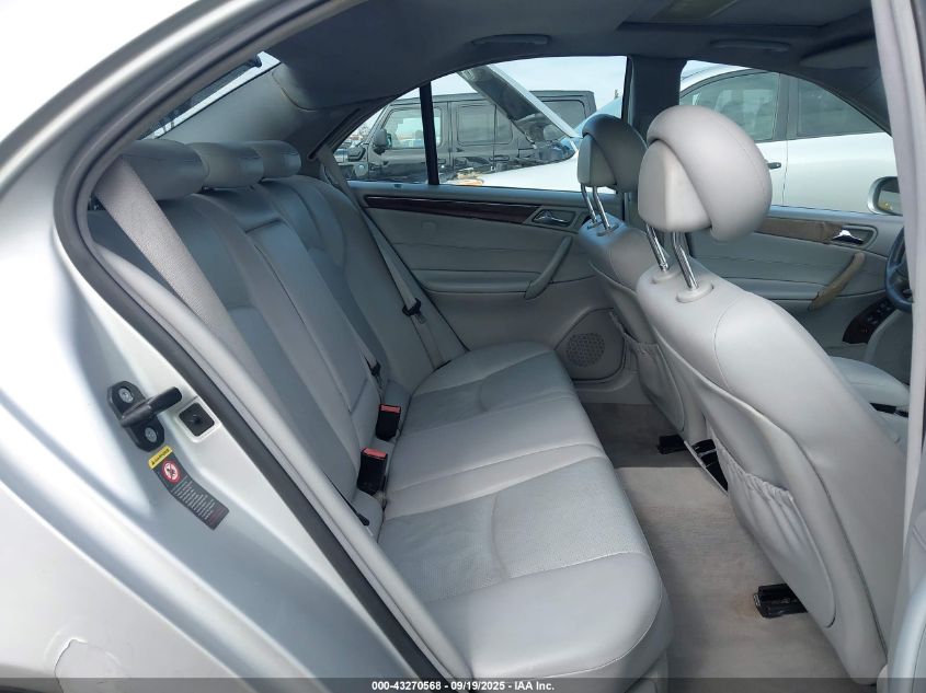 2001 Mercedes-Benz C 240 VIN: WDBRF61JX1F074345 Lot: 43270568