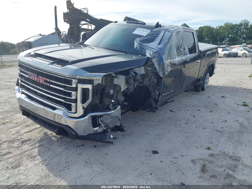 1GT49NEY7PF154750 2023 GMC SIERRA photo no. 2