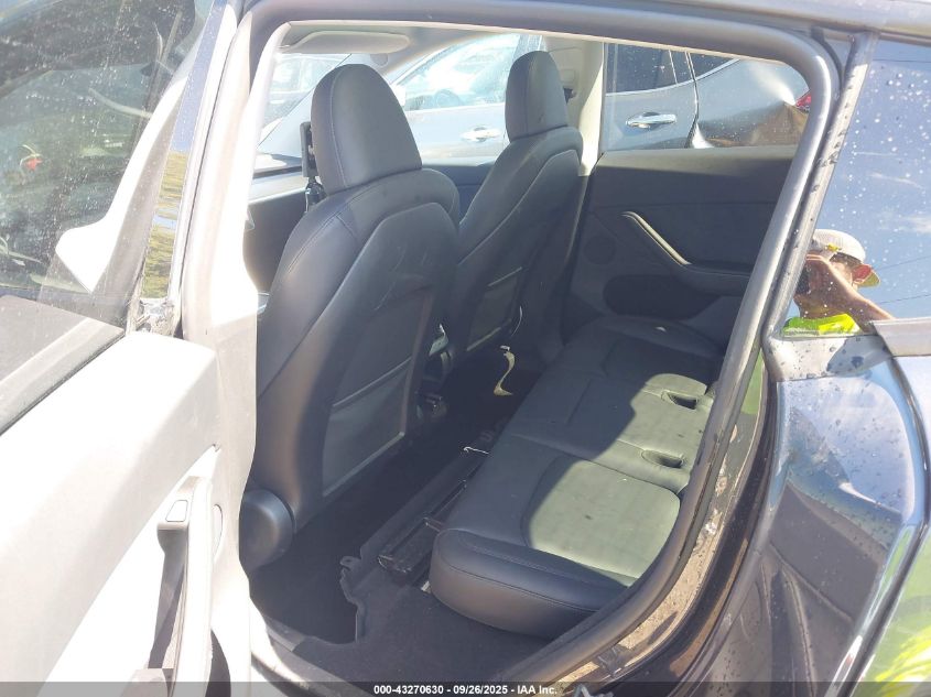 2024 Tesla Model Y Long Range Dual Motor All-Wheel Drive VIN: 7SAYGDEE5RA249757 Lot: 43270630