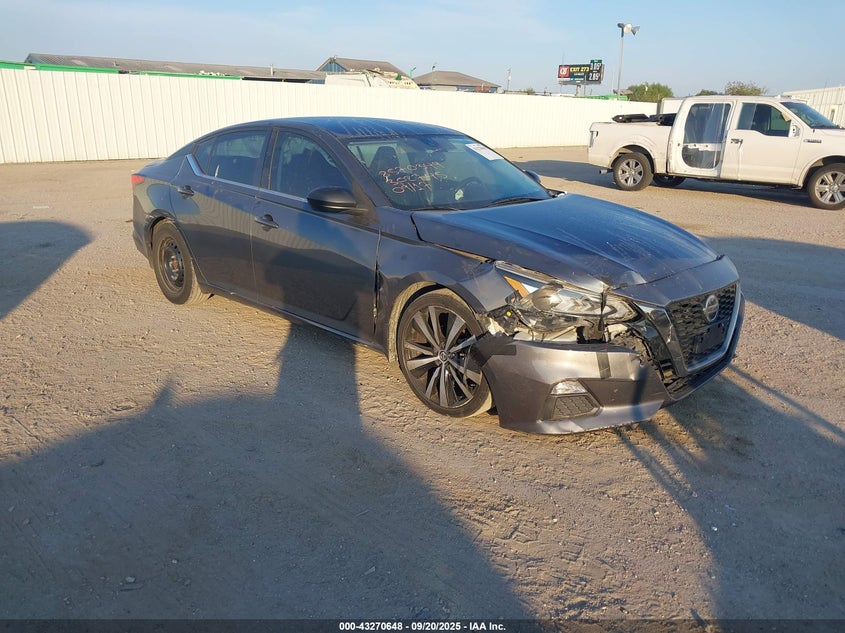 NISSAN ALTIMA SR FWD