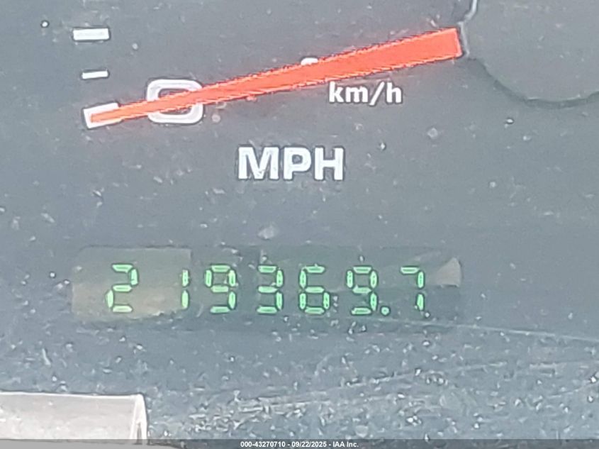 2002 Ford F-250 Lariat/Xl/Xlt VIN: 1FTNW21F22EB31942 Lot: 43270710