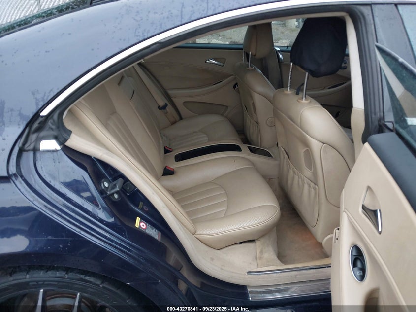 2007 Mercedes-Benz Cls 550 VIN: WDDDJ72X67A086152 Lot: 43270841